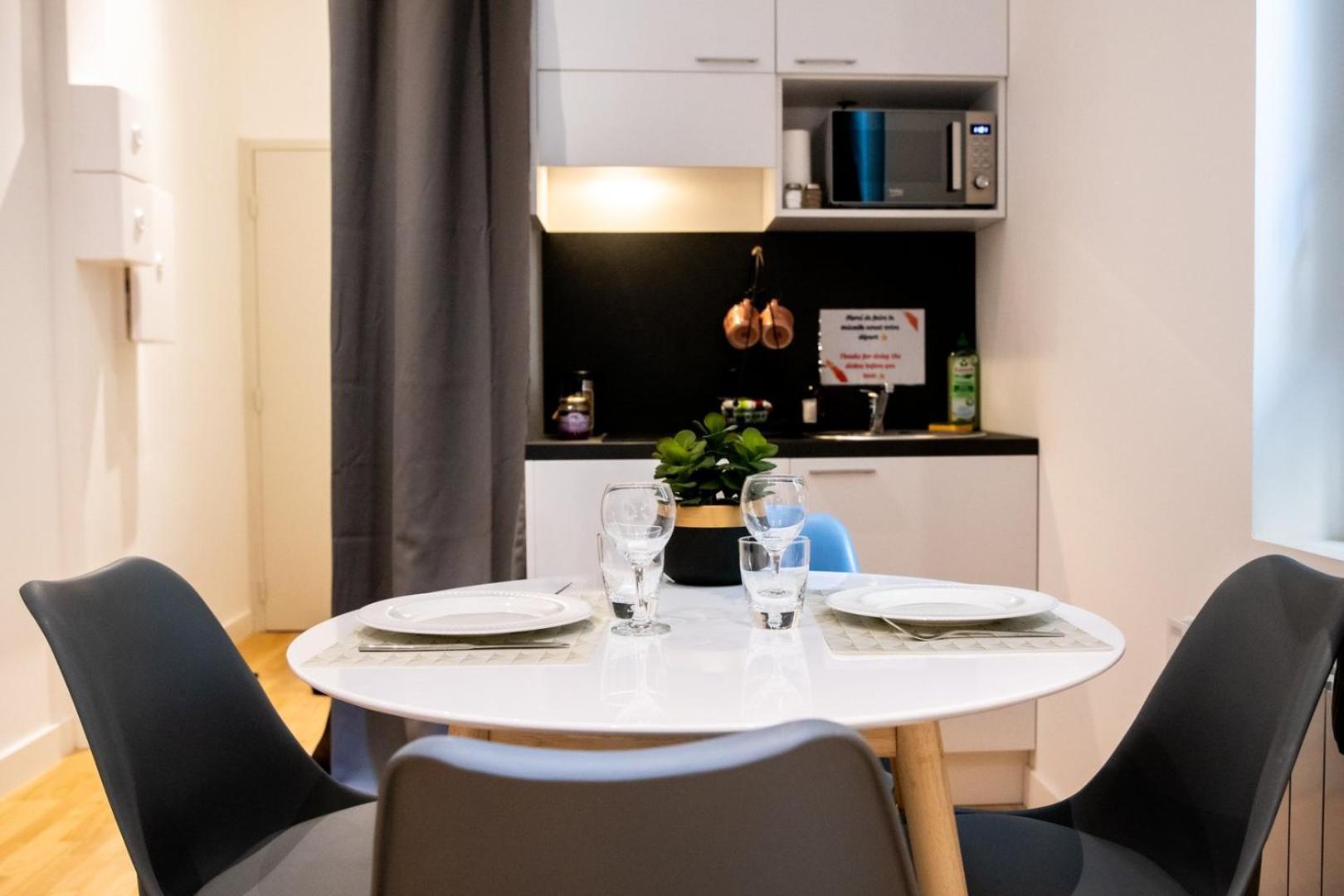 Le St Germain - Petillant Studio Decore Avec Gout En Centre-Ville ลียง ภายนอก รูปภาพ